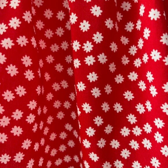 Pretty Floral Flared Top - Picture 3 of 7